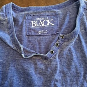Mens short sleeve buckle shirt